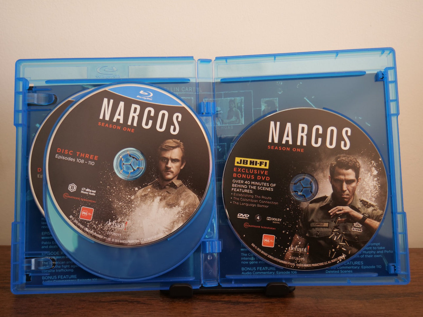Narcos Season 1 One Limited Edition JB-HI-FI - Collection Blu Ray Drama Region B DVD RetroExchange Australia