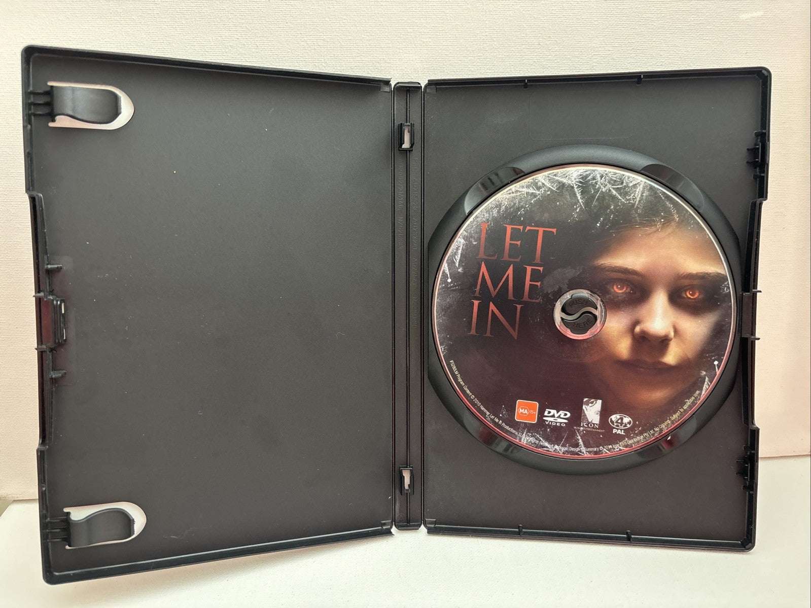 Let Me in (DVD, 2010) Horror Region 4 Retro Exchange Australia