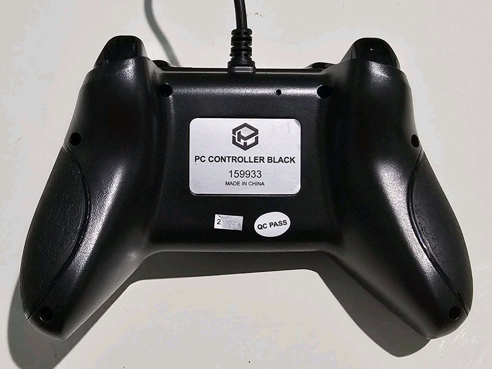 USB PC Game Controller – Black Wired Gamepad – Model 159933 Accessory Retro Exchange Australia