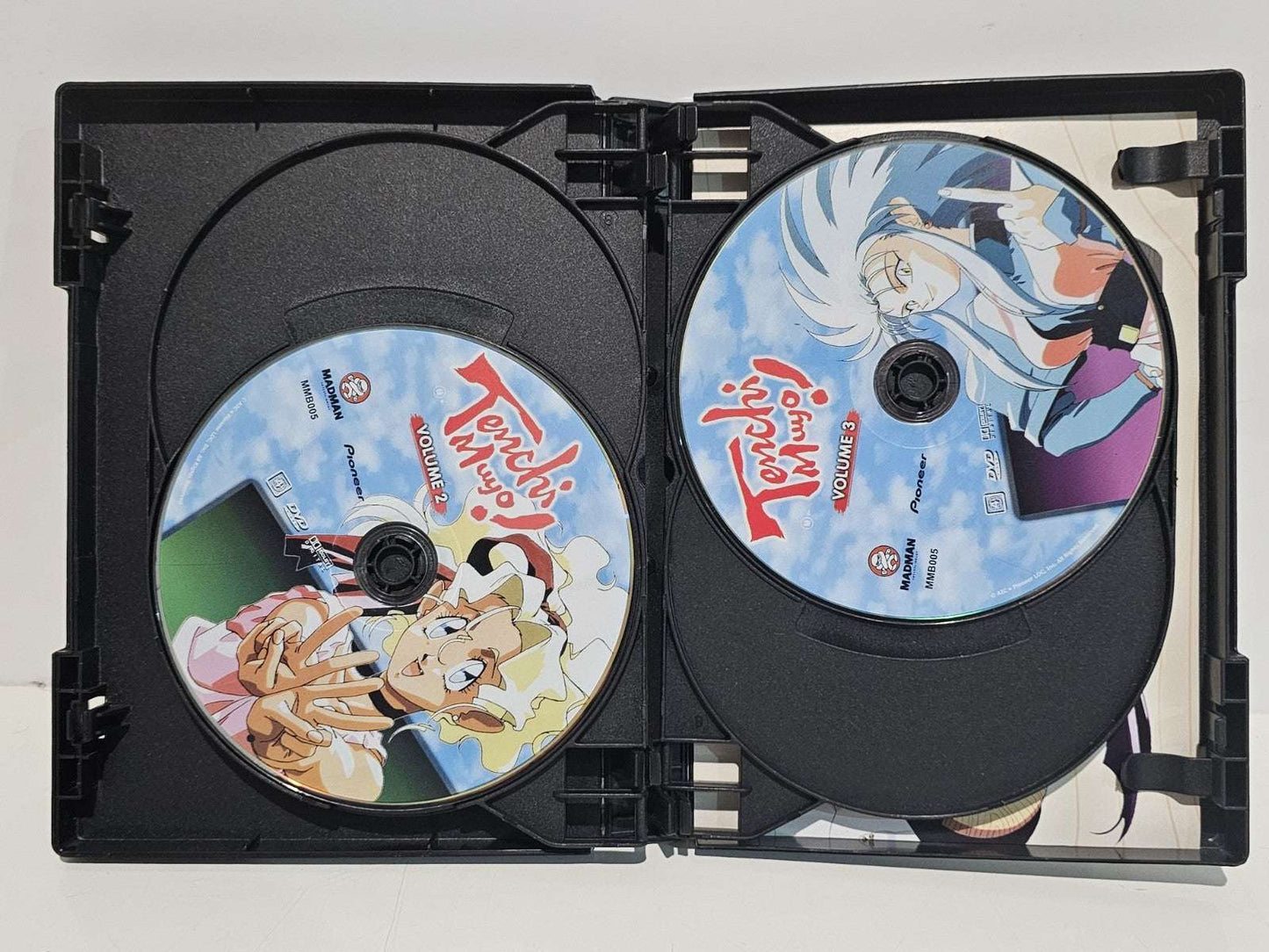 Tenchi Muyo! – Complete OVA Series DVD Set (4 Discs) - Region 4 Dvd Box Set Retro Exchange Australia