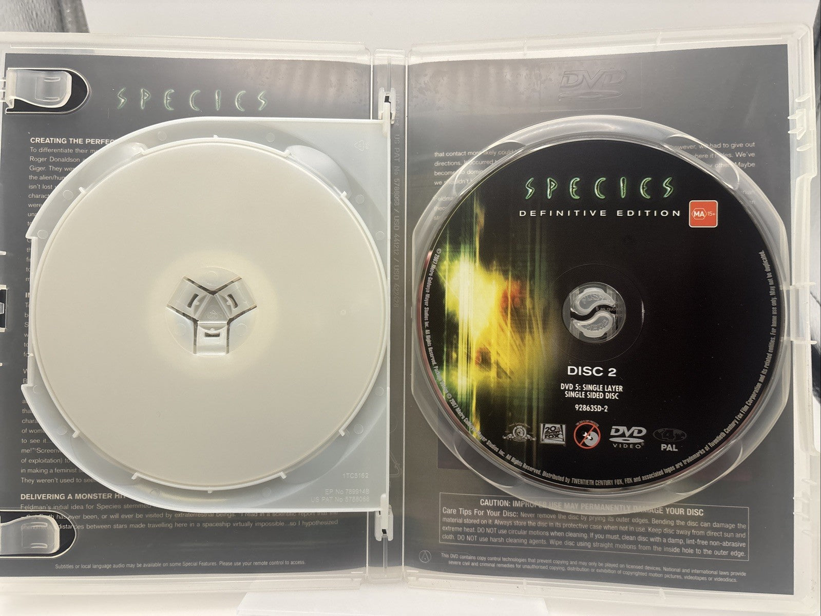 Species (Definitive Edition, DVD, 1995) Horror Region 4 DVD RetroExchange Australia