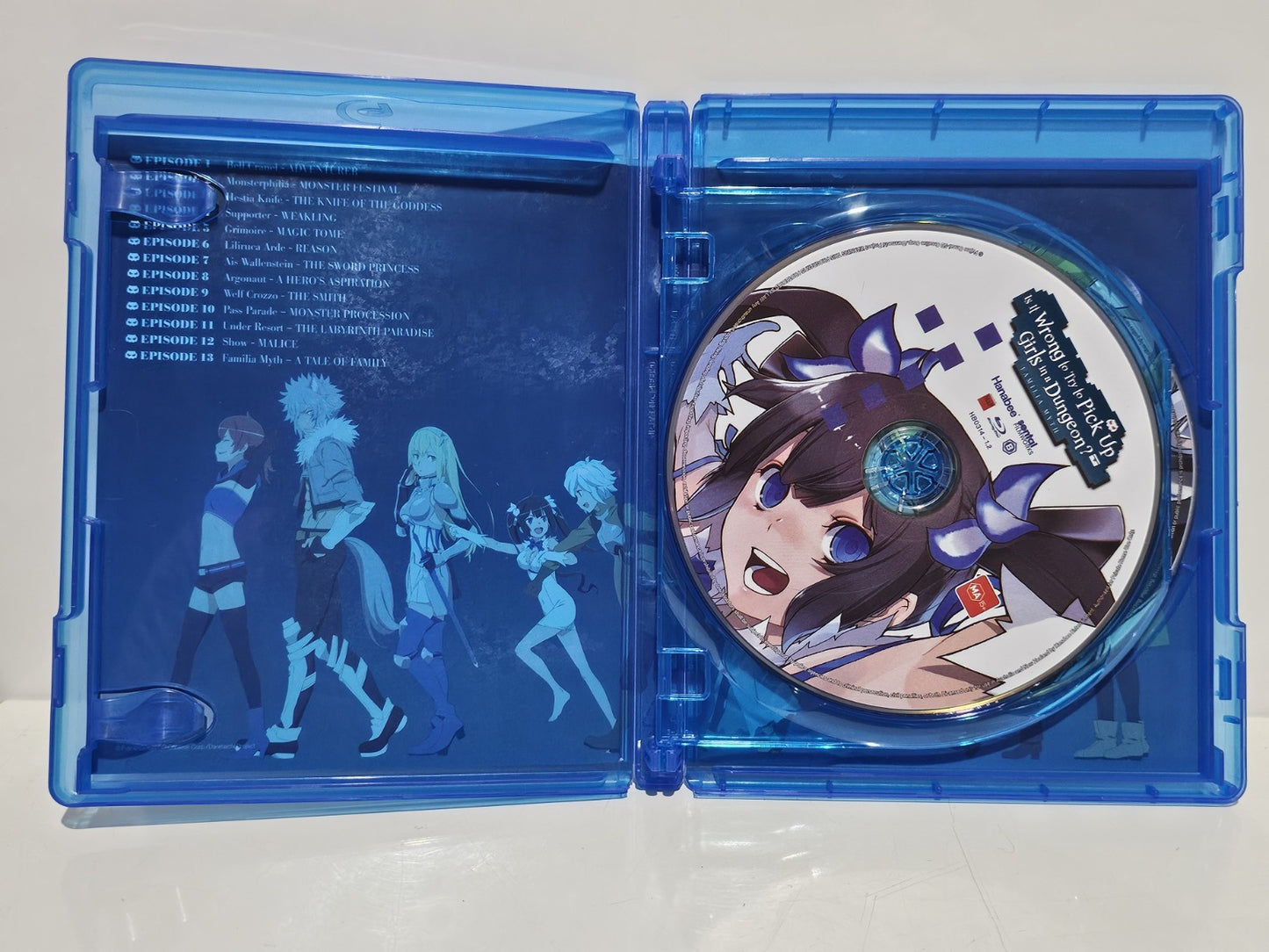 Is It Wrong To Try To Pick Up Girls In A Dungeon? Familia Anime DVD R4 Blu Ray Retro Exchange Australia