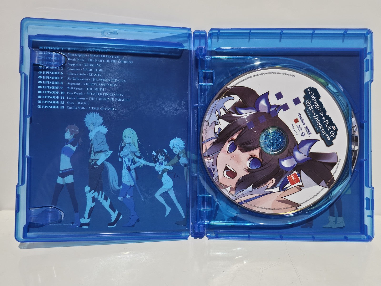 Is It Wrong To Try To Pick Up Girls In A Dungeon? Familia Anime DVD R4 Blu Ray Retro Exchange Australia