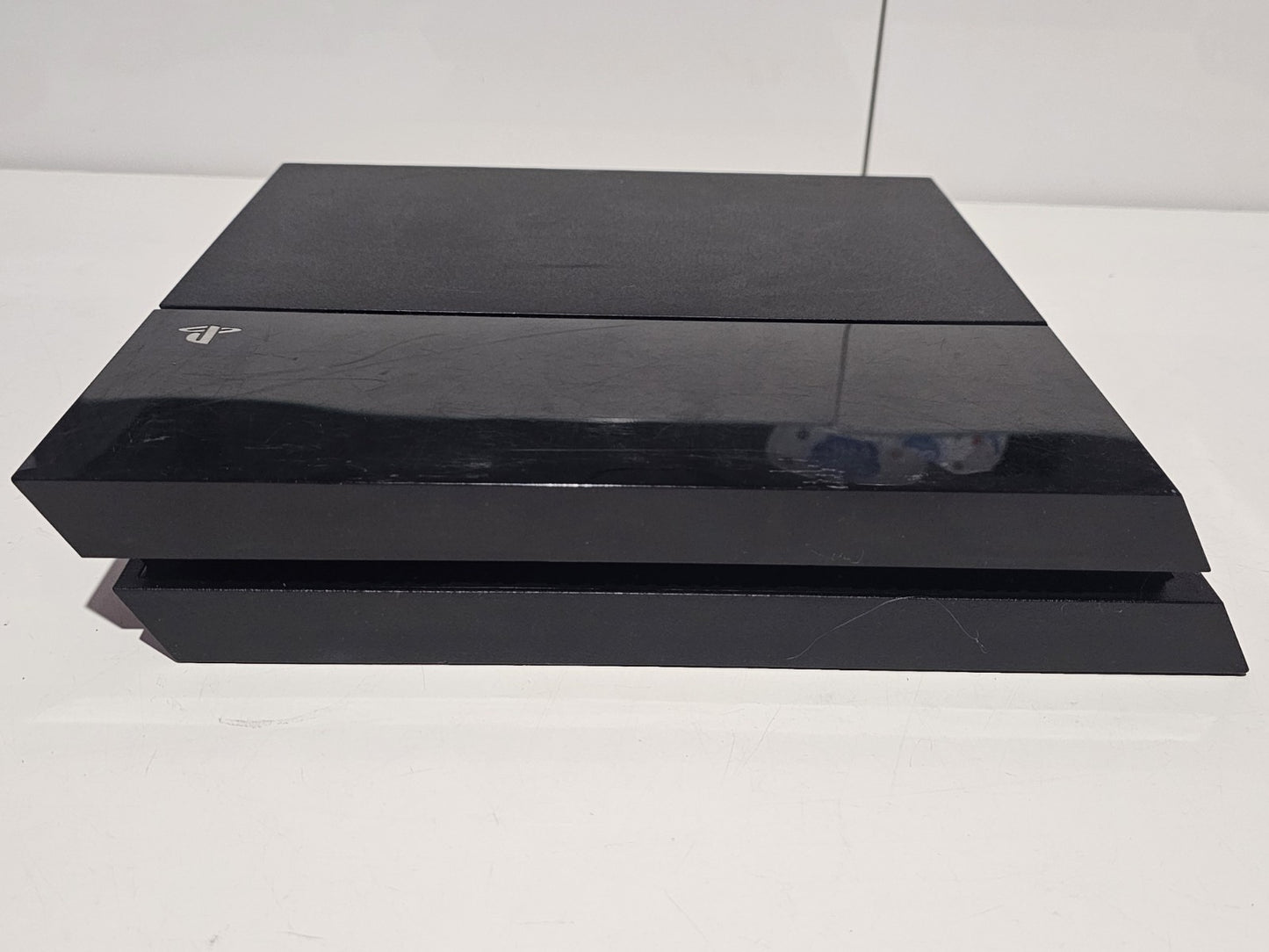 Sony PlayStation 4 PS4 Console – 500GB – Controller, Cables & 3 Games Bundle Retro Exchange Australia