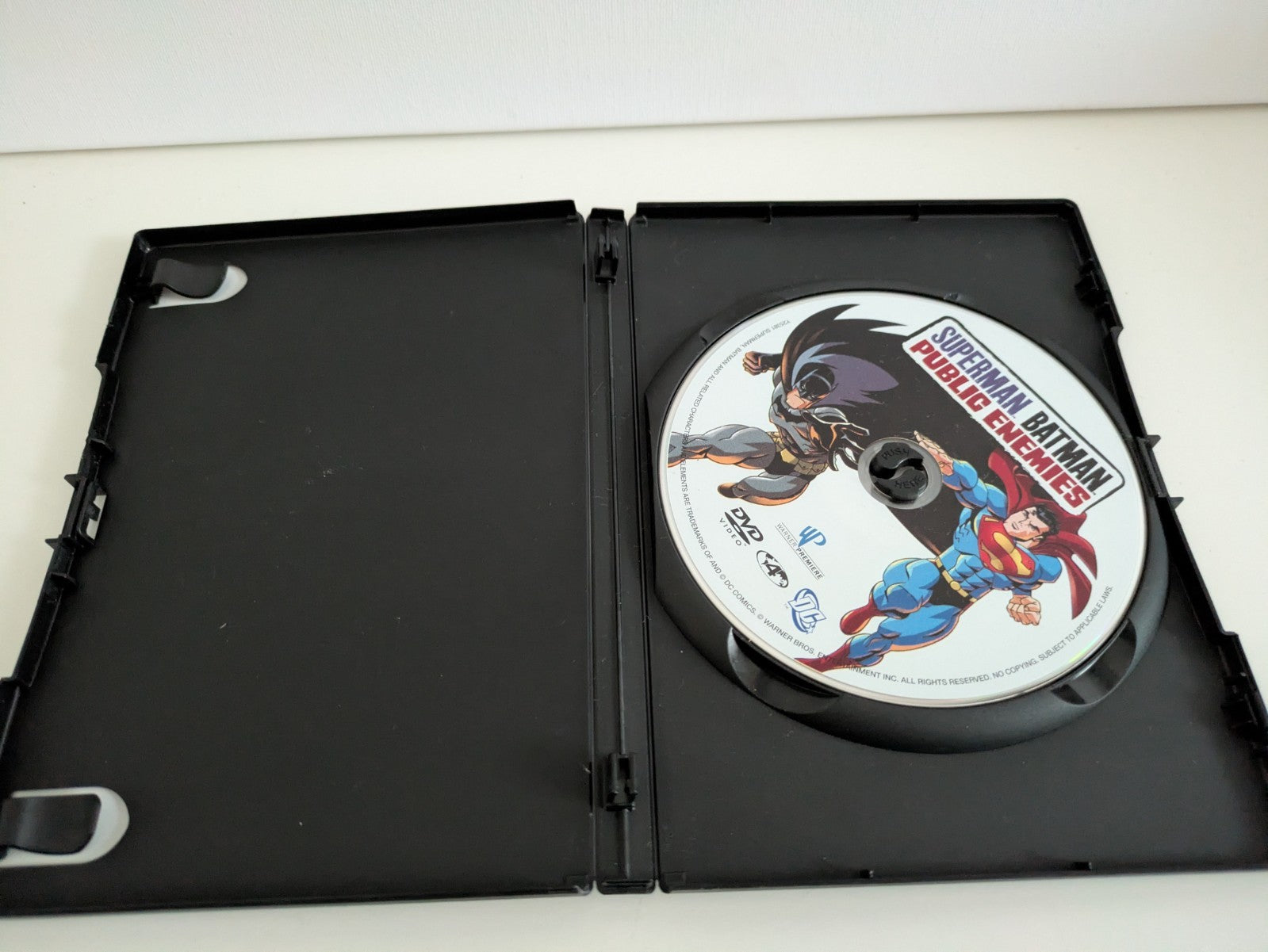 Superman Batman Public Enemies - DVD - Region 4 DVD RetroExchange Australia
